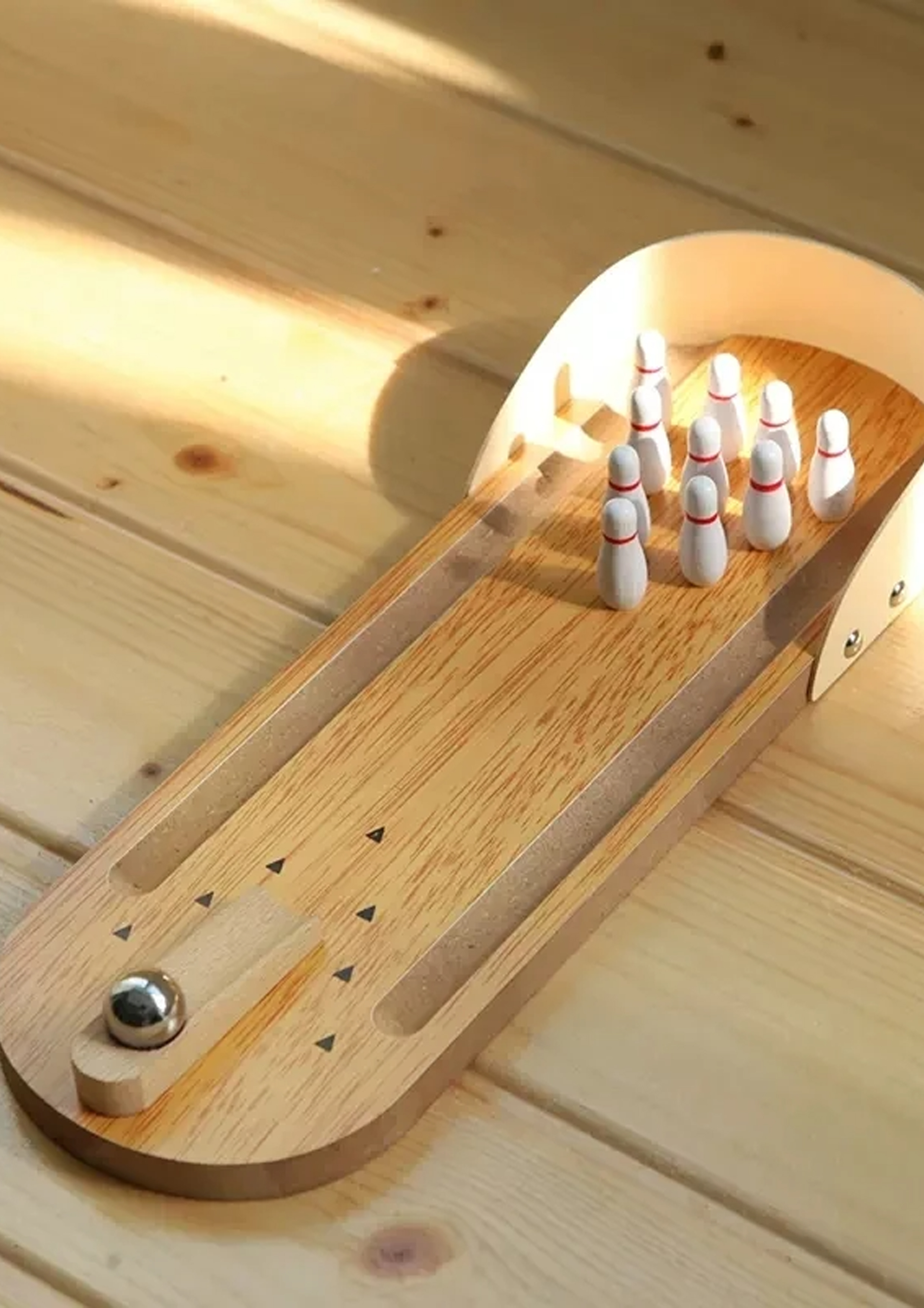 Ang Mga Mini Desktop Bowling Set ay Dumaan sa Lugar ng Trabaho, Nagsimula ng Bagong Uso Sa Libangan sa Opisina.