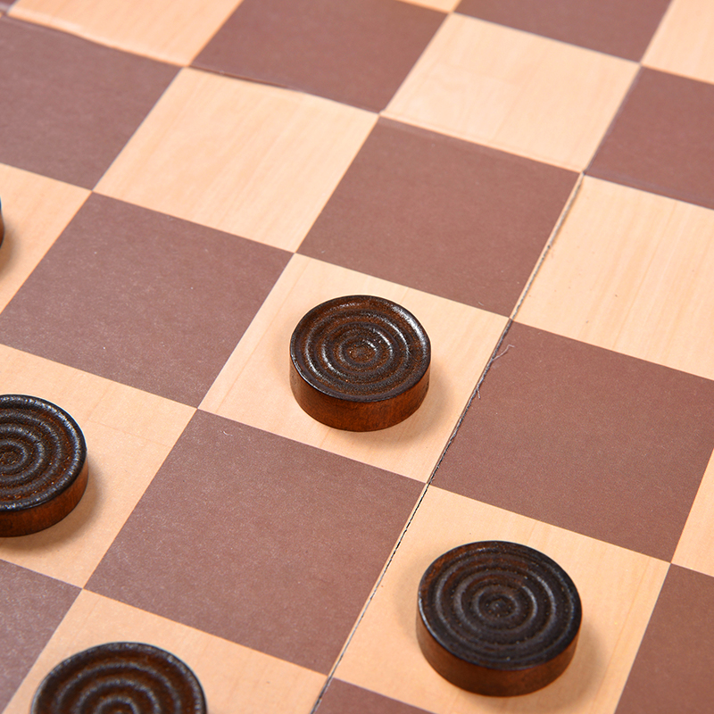 Wooden Checkers Board Game – Klasikong Strategy Game na may Dalawang Opsyon sa Packaging