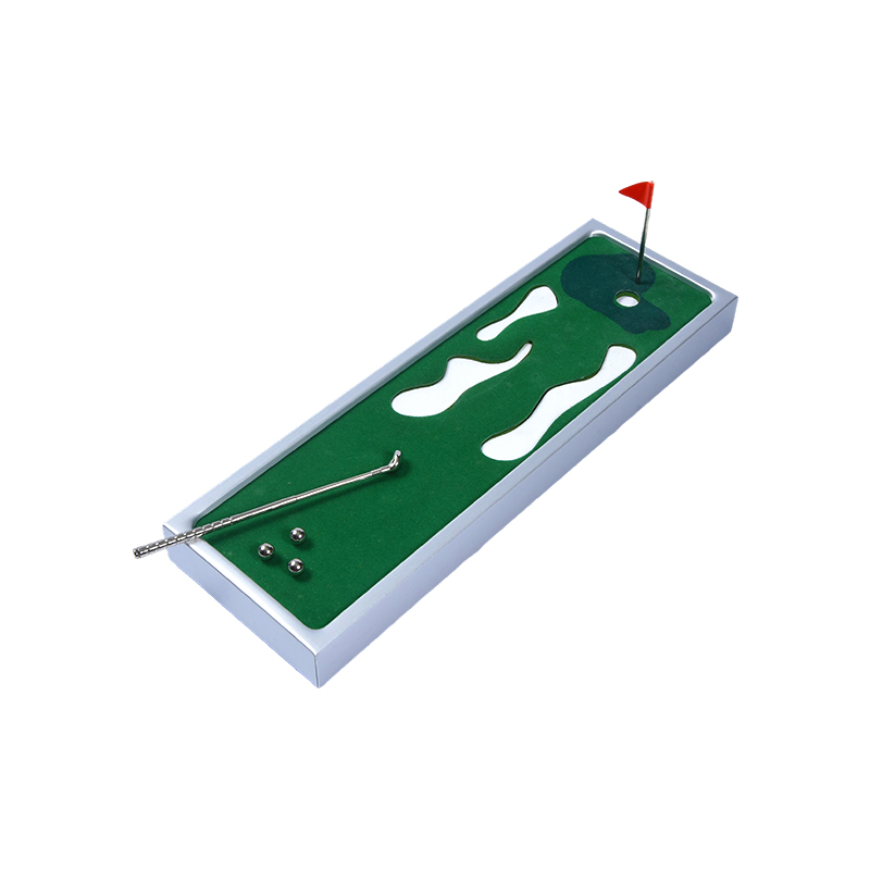 Portable Indoor Golf Game na may Aluminum Frame Desktop Mini Golf Putting Green